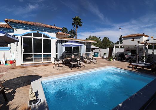 Villa in Hondón de las Nieves