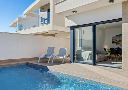 Villa in San Miguel de Salinas