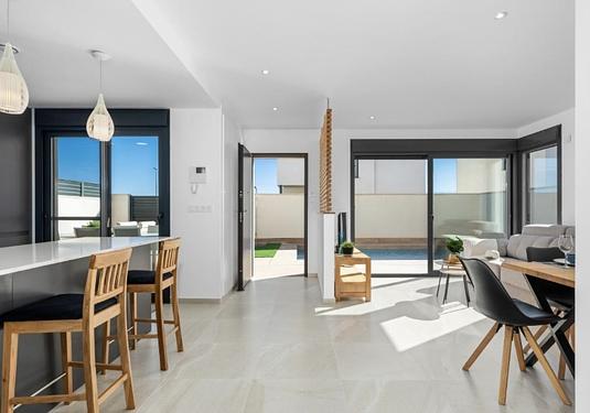 Villa in San Miguel de Salinas