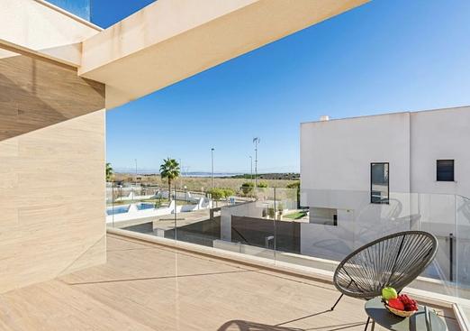 Villa in San Miguel de Salinas