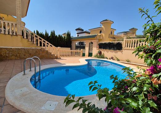 Villa in Orihuela
