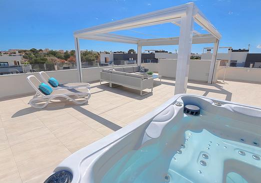 Apartment in Orihuela Costa