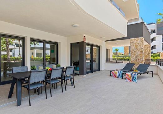 Apartment in Orihuela Costa