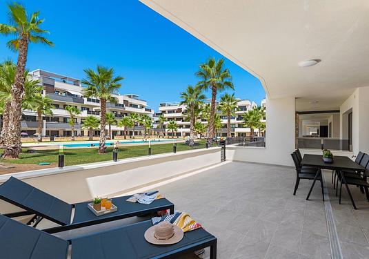 Apartment in Orihuela Costa