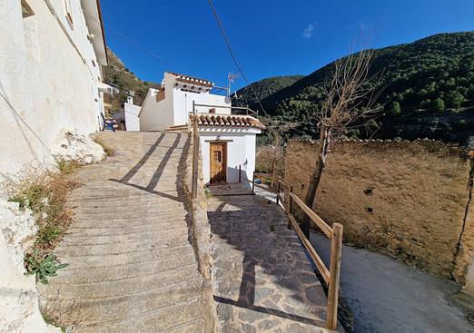 Town house in Alcaucín