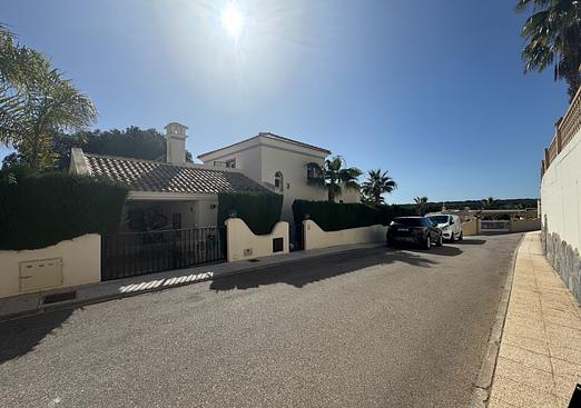 Villa in Orihuela Costa