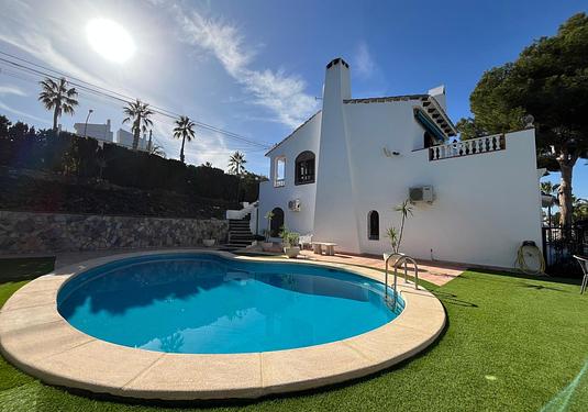 Villa in Villamartin