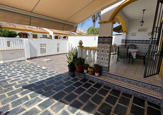 Town house in Torre de La Horadada