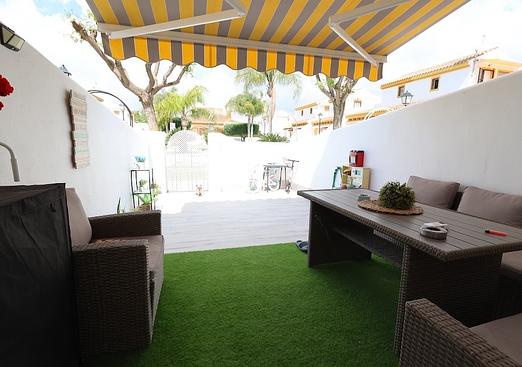 Town house in Torre de La Horadada