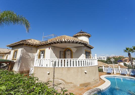 Villa in Villamartin