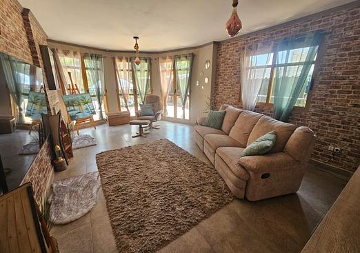 Villa in Sierra Cortina