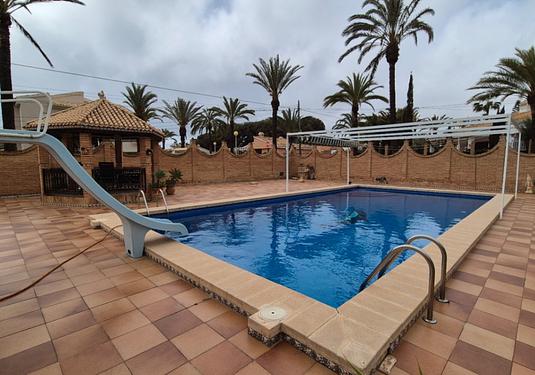 Villa in Orihuela