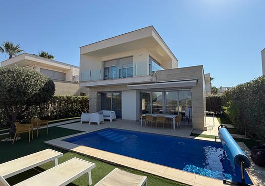 Villa in Orihuela