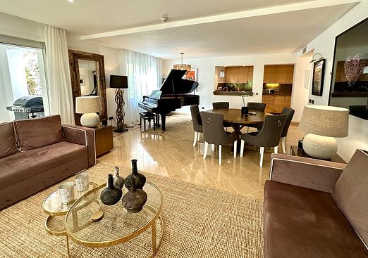 Apartment in Rio Real Golf