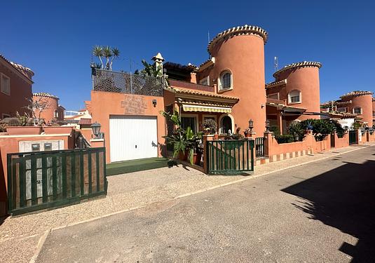 Villa in Orihuela