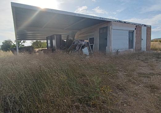 Country house in Yecla