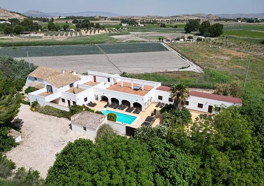 Villa in Villena