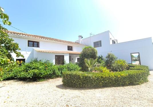 Villa in Villena