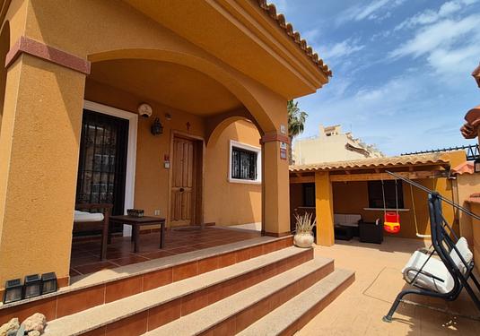 Villa in Torrevieja