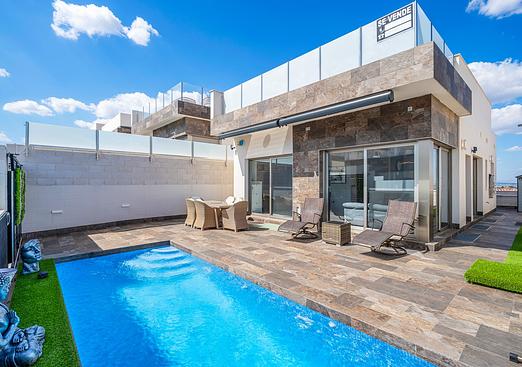 Villa in Orihuela Costa