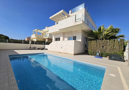 Villa in La Zenia