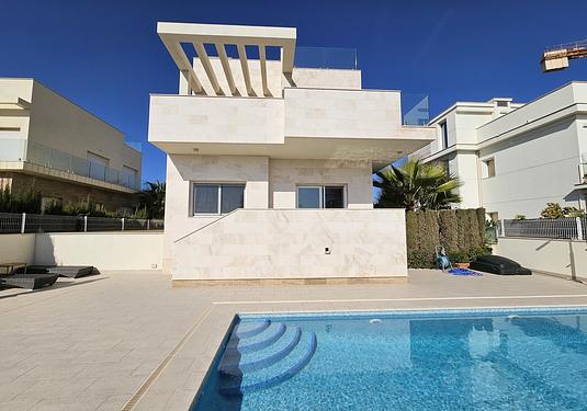 Villa in La Zenia