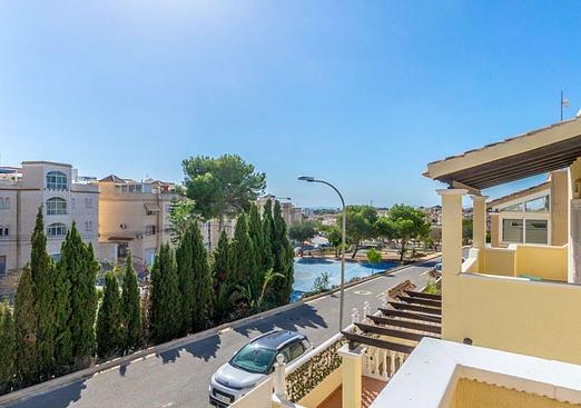 Villa in Orihuela Costa