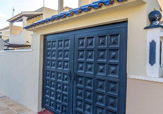 Villa in Orihuela Costa