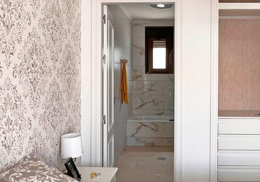 Town house in San Miguel de Salinas