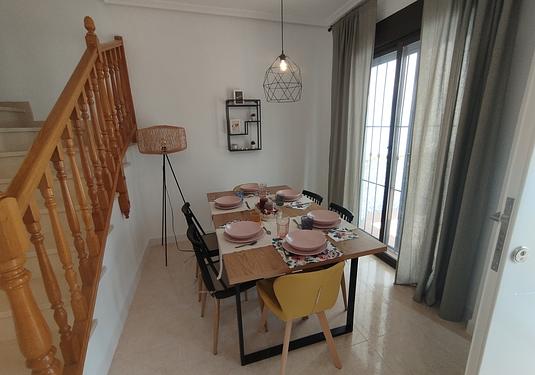 Town house in San Miguel de Salinas