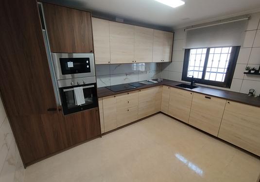 Town house in San Miguel de Salinas