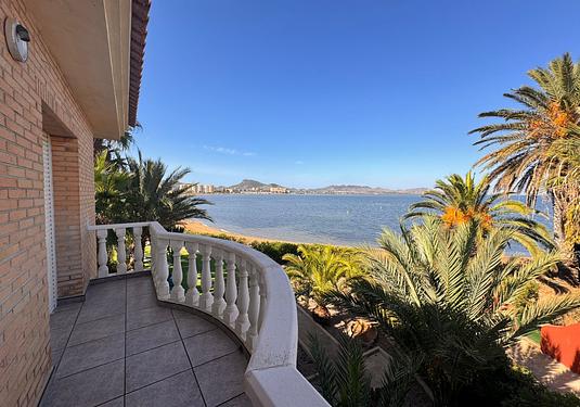 Villa in La Manga del Mar Menor