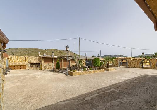 Villa in El Beal