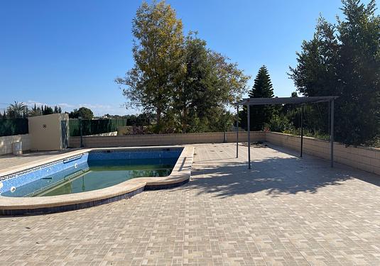 Villa in Albatera