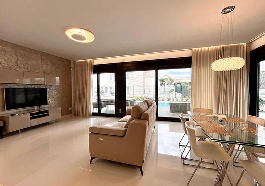 Villa in Dehesa de Campoamor