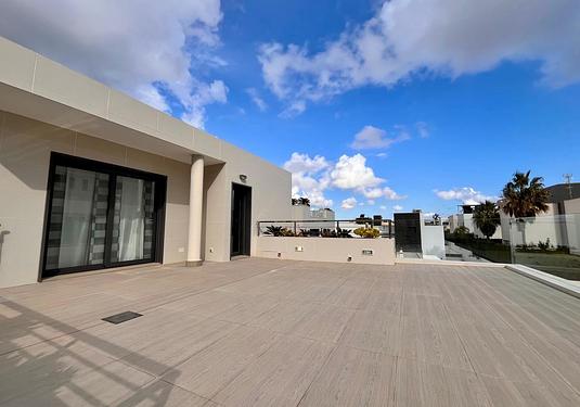 Villa in Dehesa de Campoamor