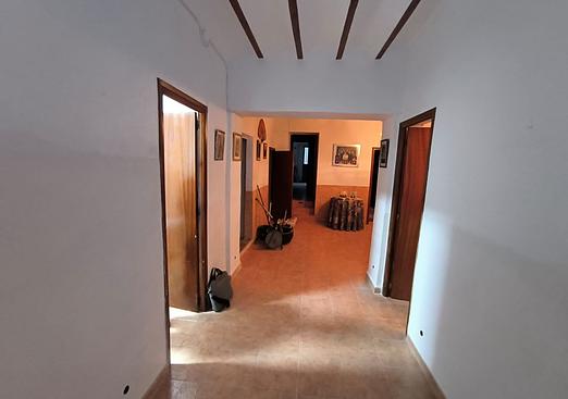 Town house in Raspay