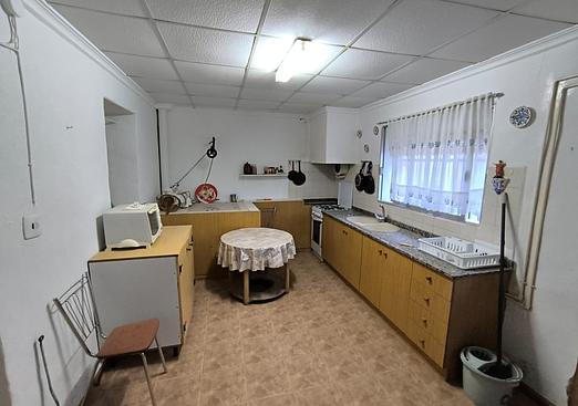 Town house in Raspay