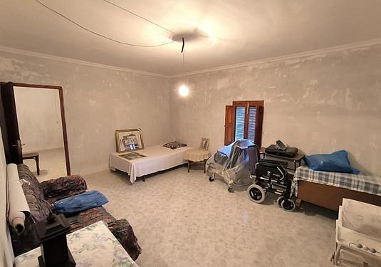 Town house in Raspay