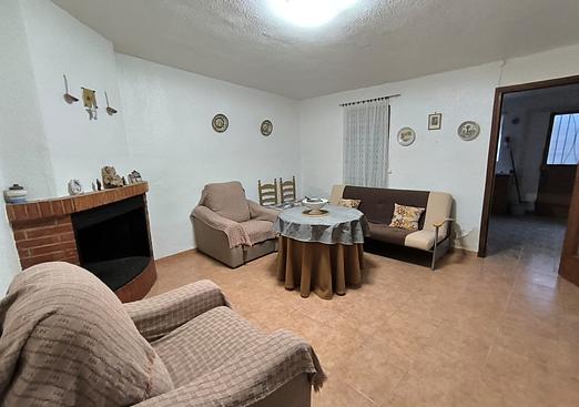 Town house in Raspay