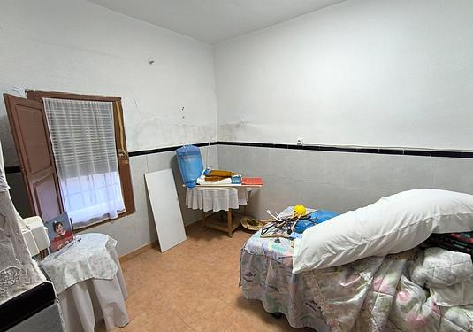 Town house in Raspay