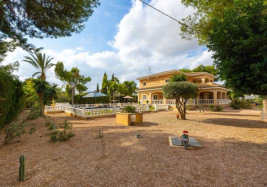 Villa in Aspe