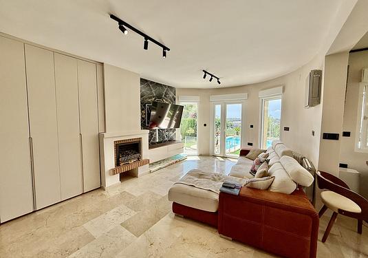 Villa in Orihuela Costa