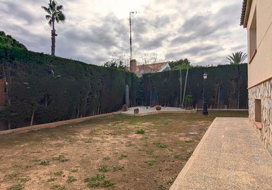 Villa in Mil Palmeras