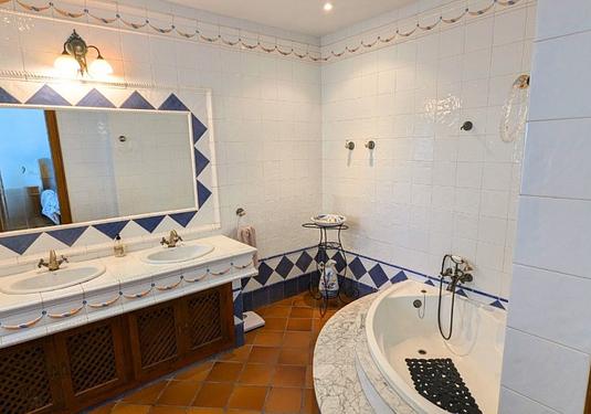 Villa in Mil Palmeras