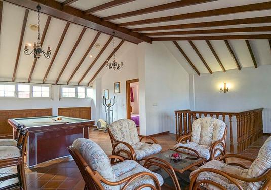 Villa in Mil Palmeras