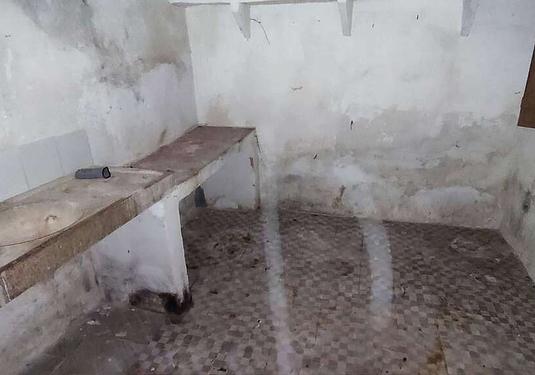 Town house in Raspay