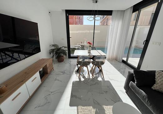 Villa in Los Montesinos