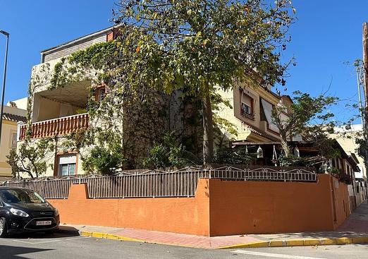 Villa in Los Montesinos