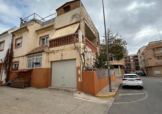 Villa in Los Montesinos